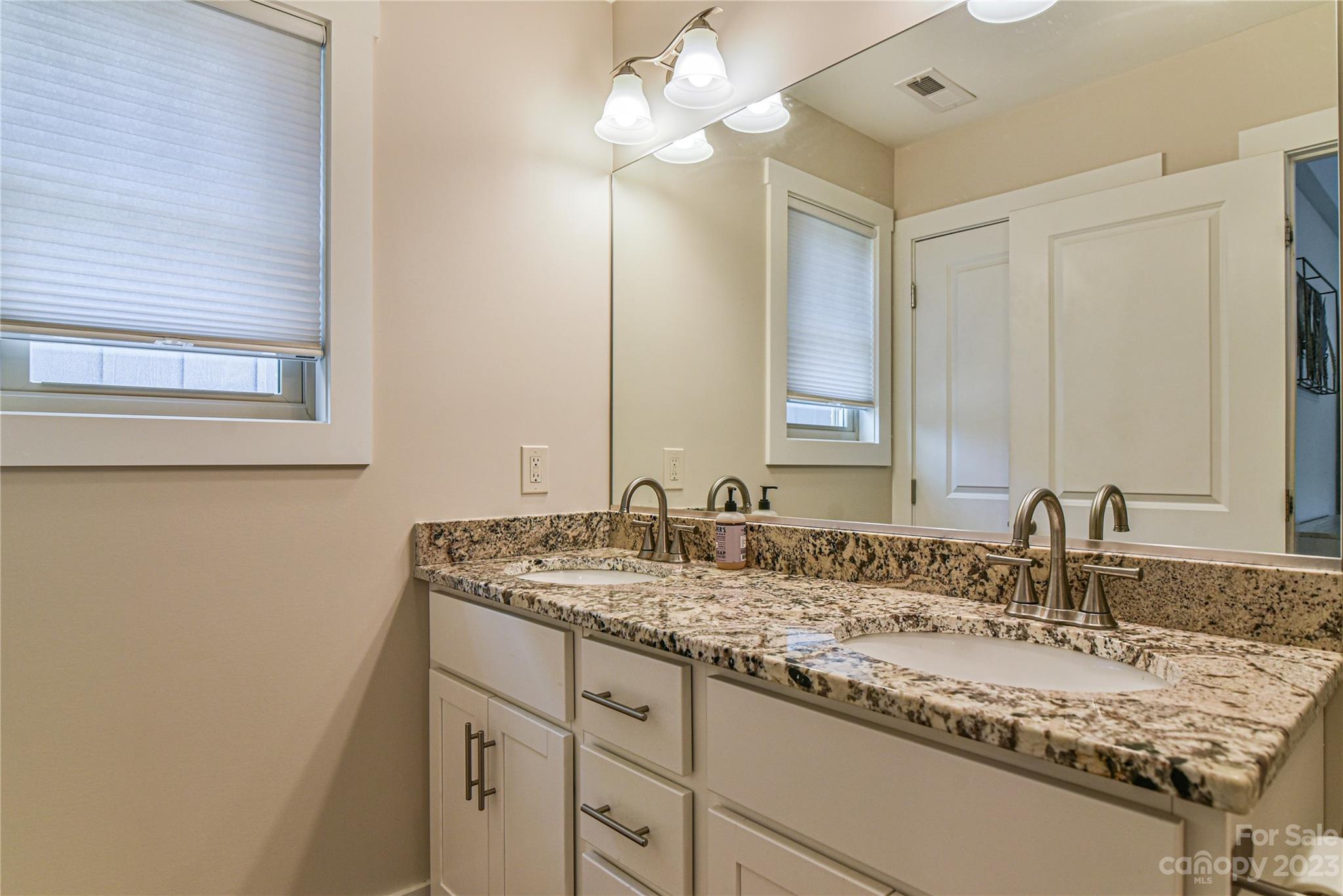 62 Wheeler Road Weaverville, NC 28787 - Photo 14 of 24 Gallery Image 14