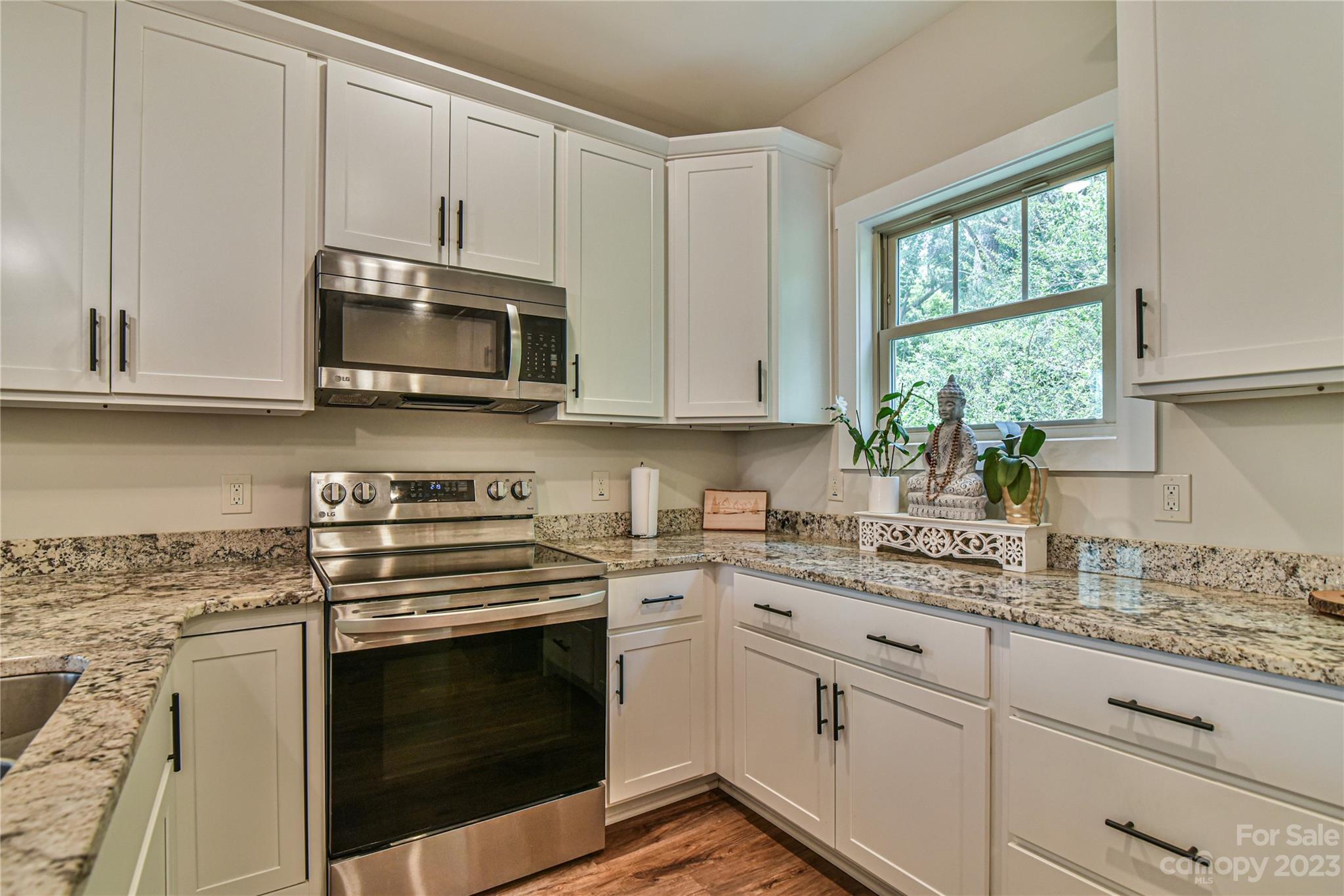 62 Wheeler Road Weaverville, NC 28787 - Photo 10 of 24 Gallery Image 10