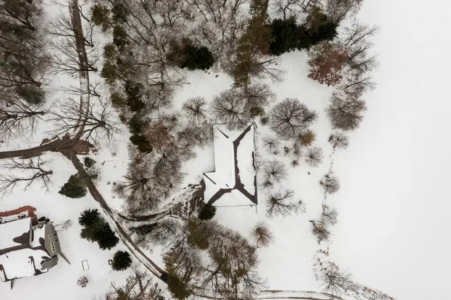 $335,000 | 382 B County Road 2600 North, Mahomet, IL 61853