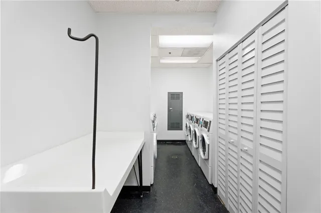 a view of an entryway with sitting area