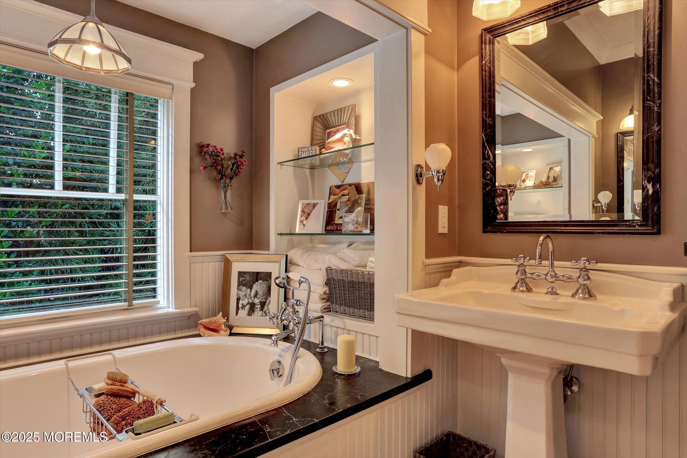 651 Oceanview Road Brielle, NJ 08730 - Photo 30 of 85 37-Primary Bathroom
