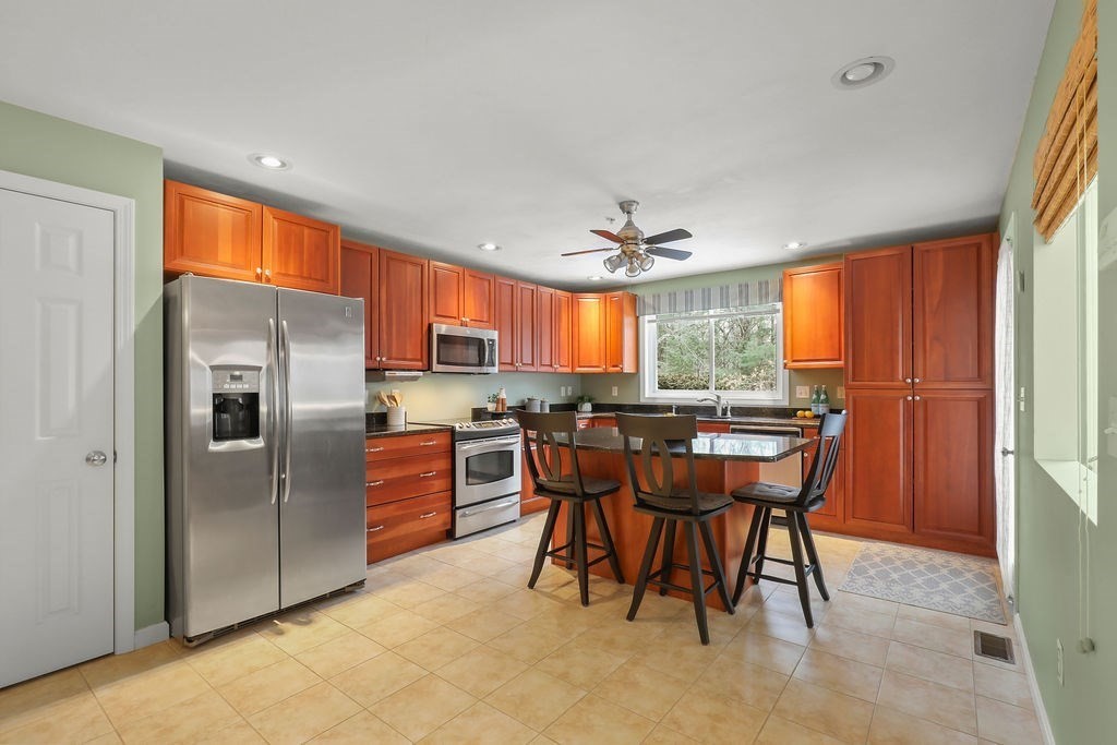 3003 Maple Brook Road, Unit 3003 Bellingham, MA 02019 - Photo 9 of 42 Gallery Image 9