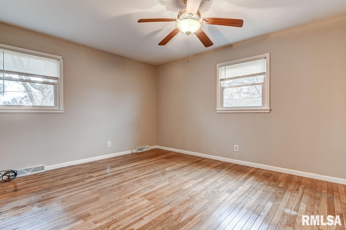 48 Villanova Drive Springfield, IL 62703 - Photo 14 of 28 Gallery Image 14