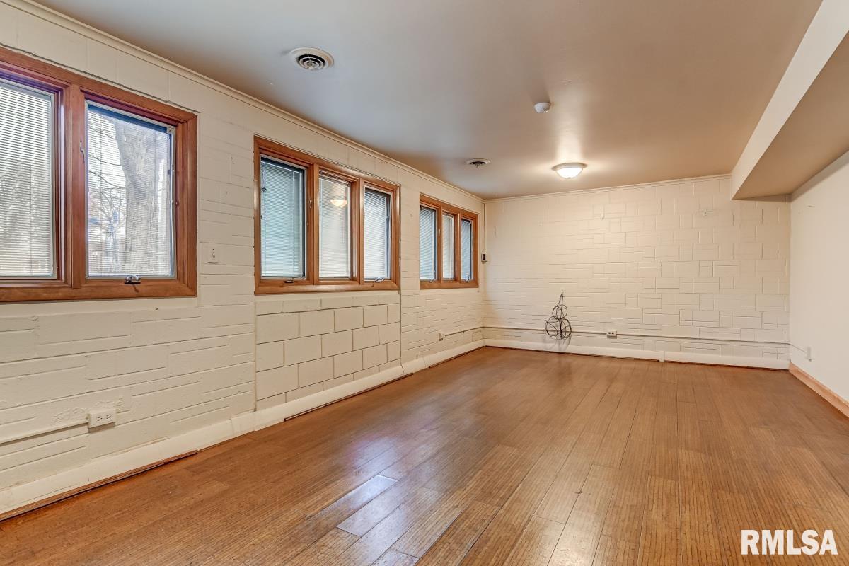 48 Villanova Drive Springfield, IL 62703 - Photo 20 of 28 Gallery Image 20