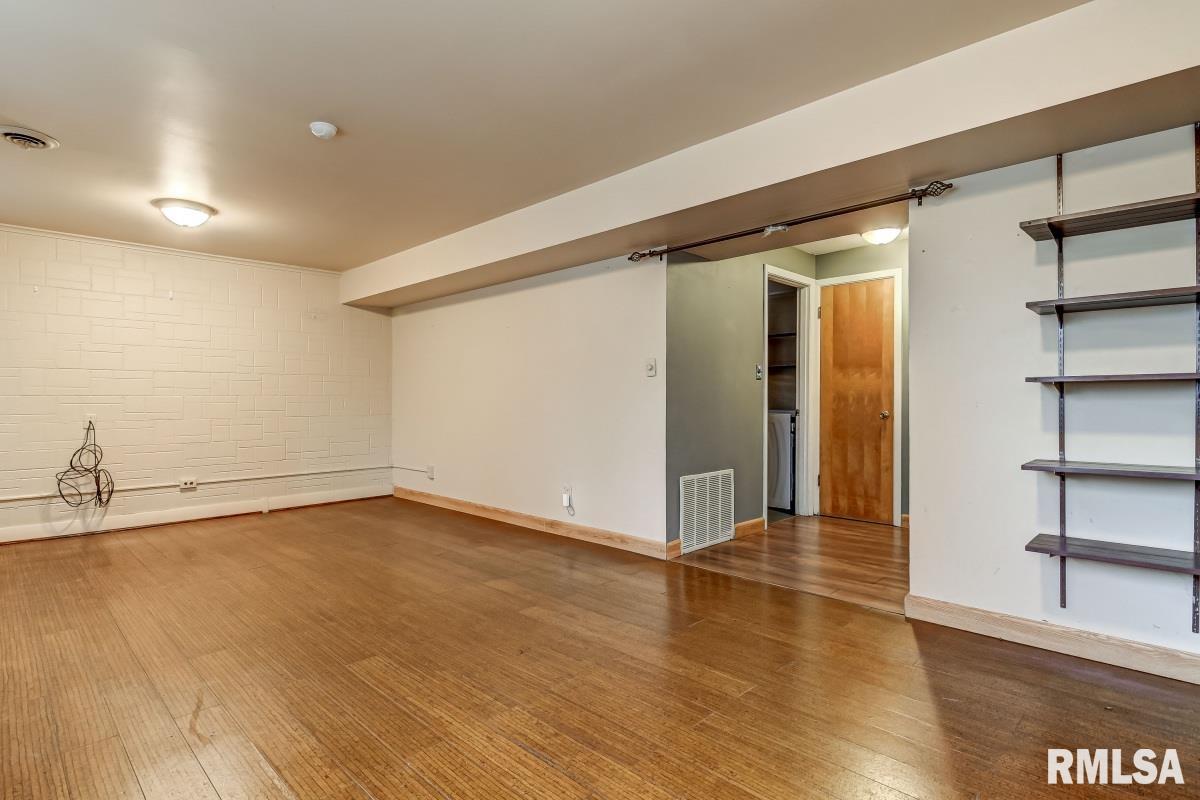48 Villanova Drive Springfield, IL 62703 - Photo 21 of 28 Gallery Image 21