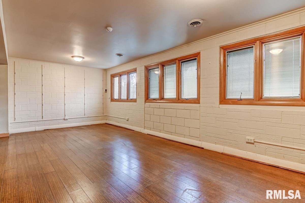 48 Villanova Drive Springfield, IL 62703 - Photo 22 of 28 Gallery Image 22