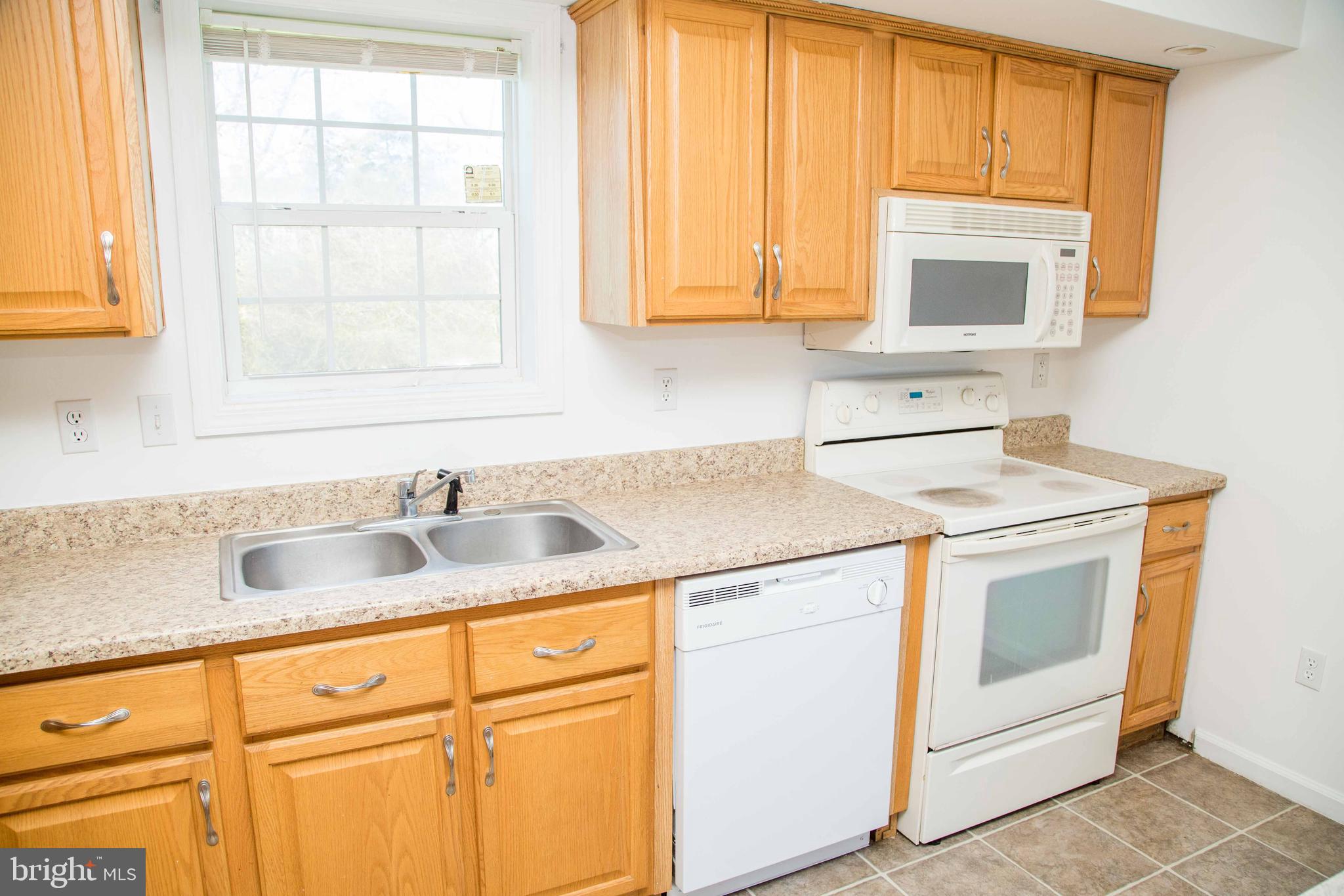 12486 Eby Road Princess Anne, MD 21853 - Photo 4 of 35