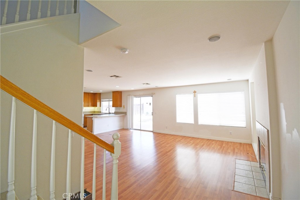 274 Settlers Road Upland, CA 91786 - Photo 5 of 23