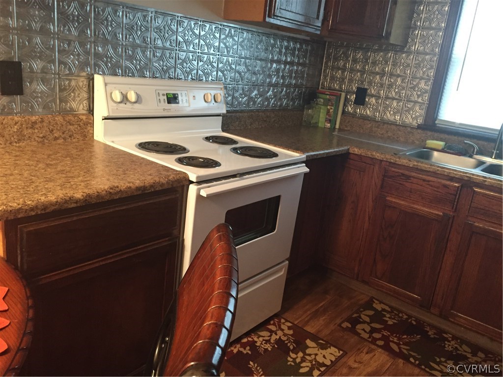 10317 Colemans Lake Road Ford, VA 23850 - Photo 4 of 4