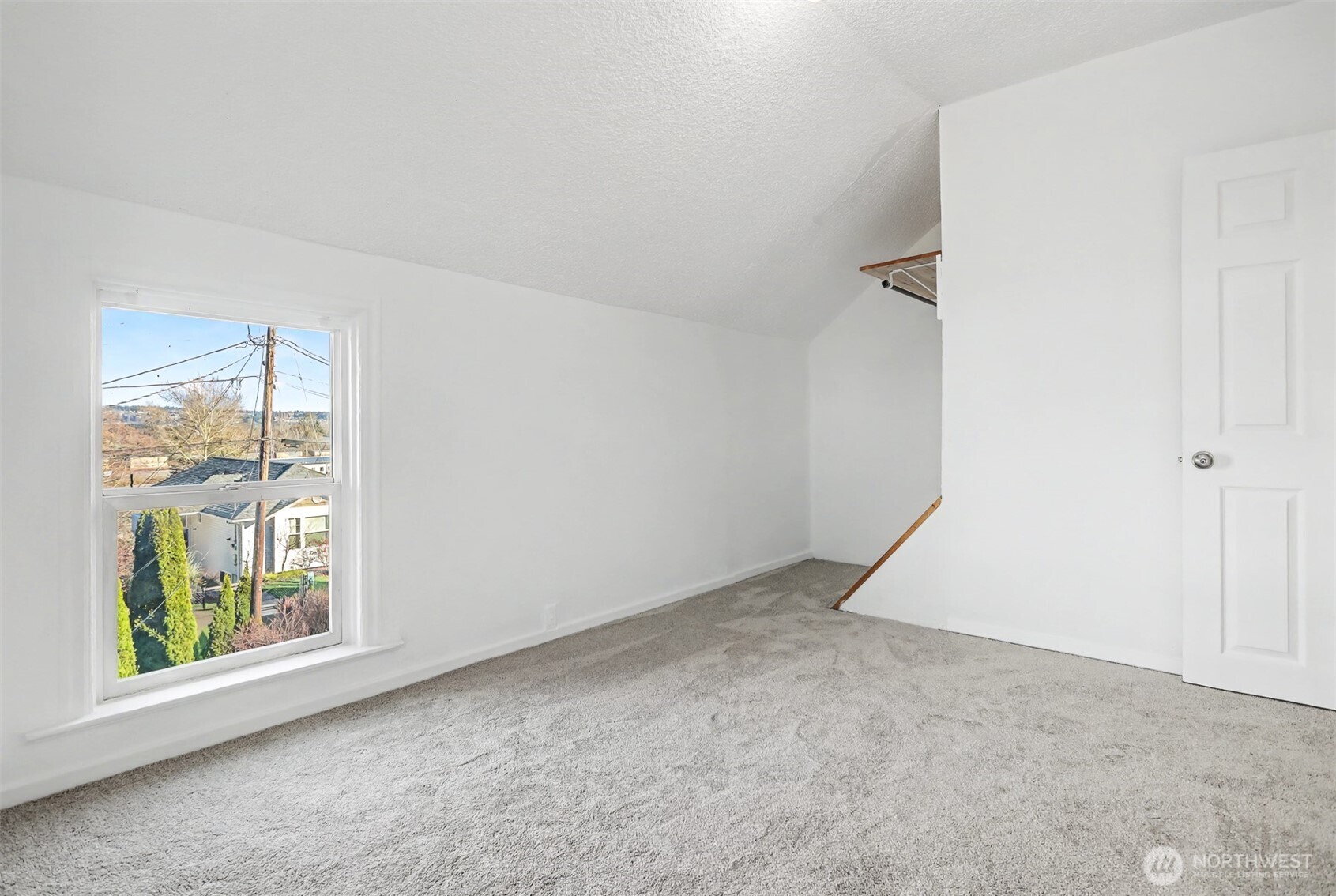 1328 Chestnut Street Everett, WA 98201 - Photo 16 of 24