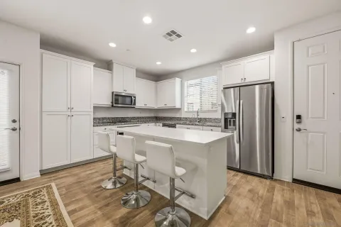 $829,900 | 5429 Meridian Place, Bonsall, CA 92003