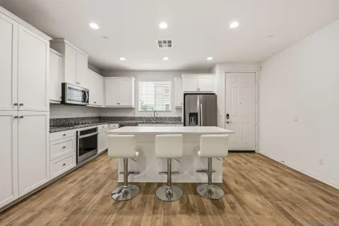 $829,900 | 5429 Meridian Place, Bonsall, CA 92003