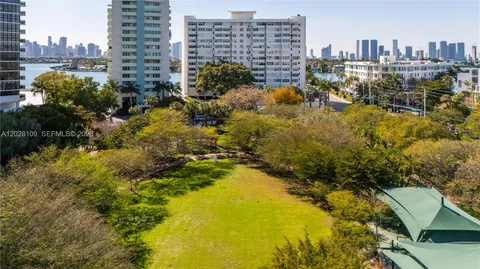 $659,000 | 3 Island Avenue, Unit 11B, Miami Beach, FL 33139
