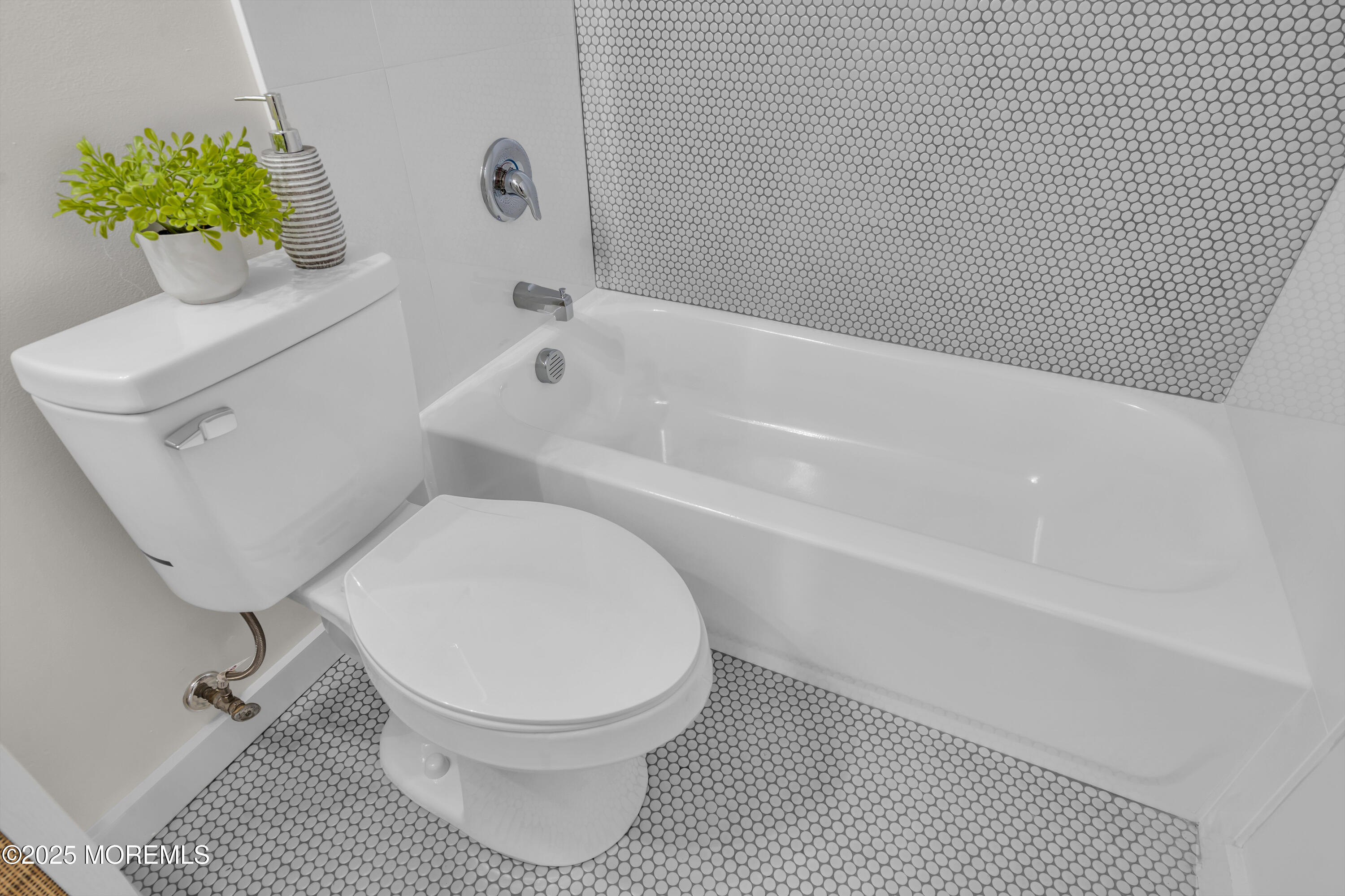 70-72 Jacobstown Road New Egypt, NJ 08533 - Photo 24 of 72 026_dsc08156_989