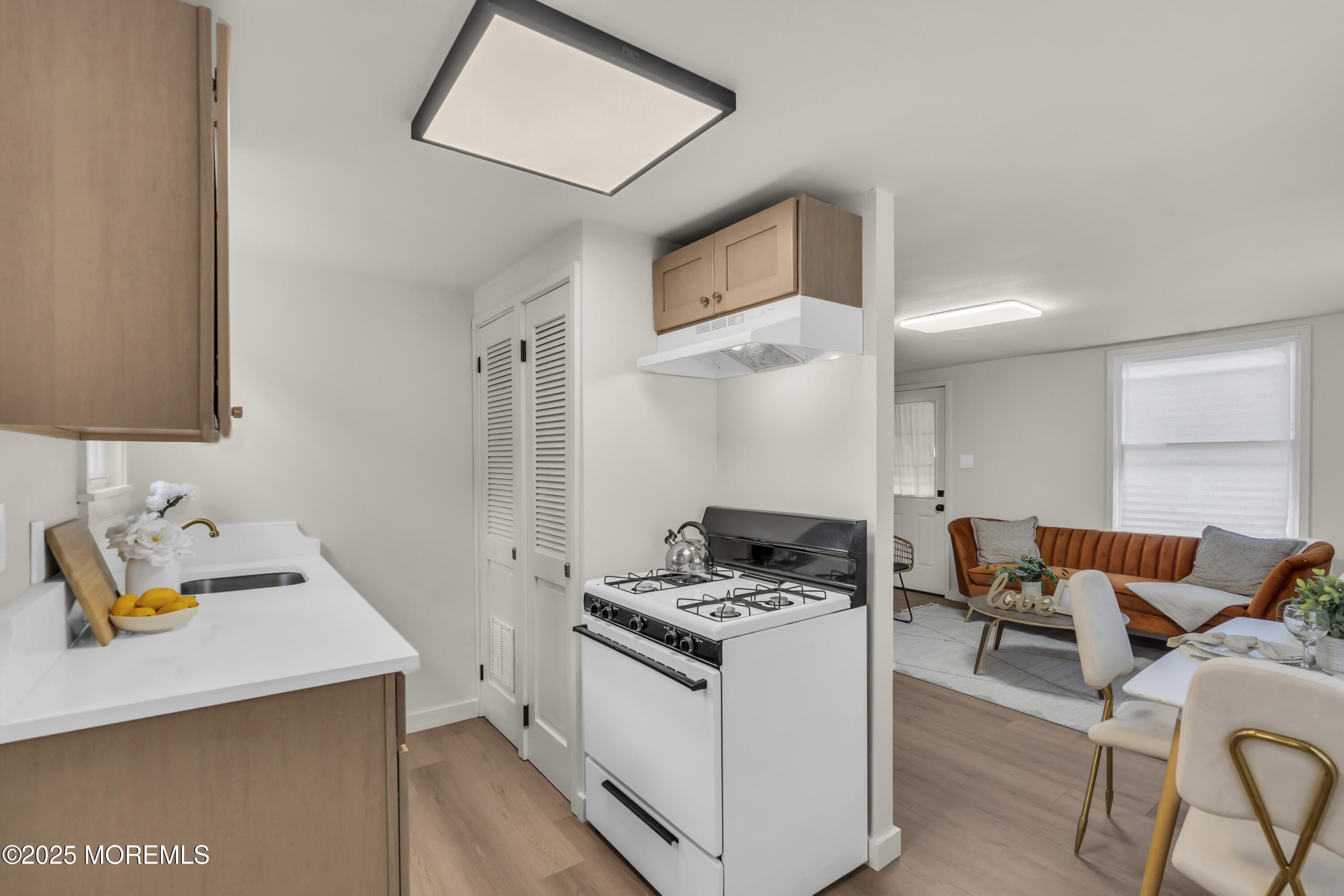 70-72 Jacobstown Road New Egypt, NJ 08533 - Photo 9 of 72 a kitchen that has a table and a stove in it