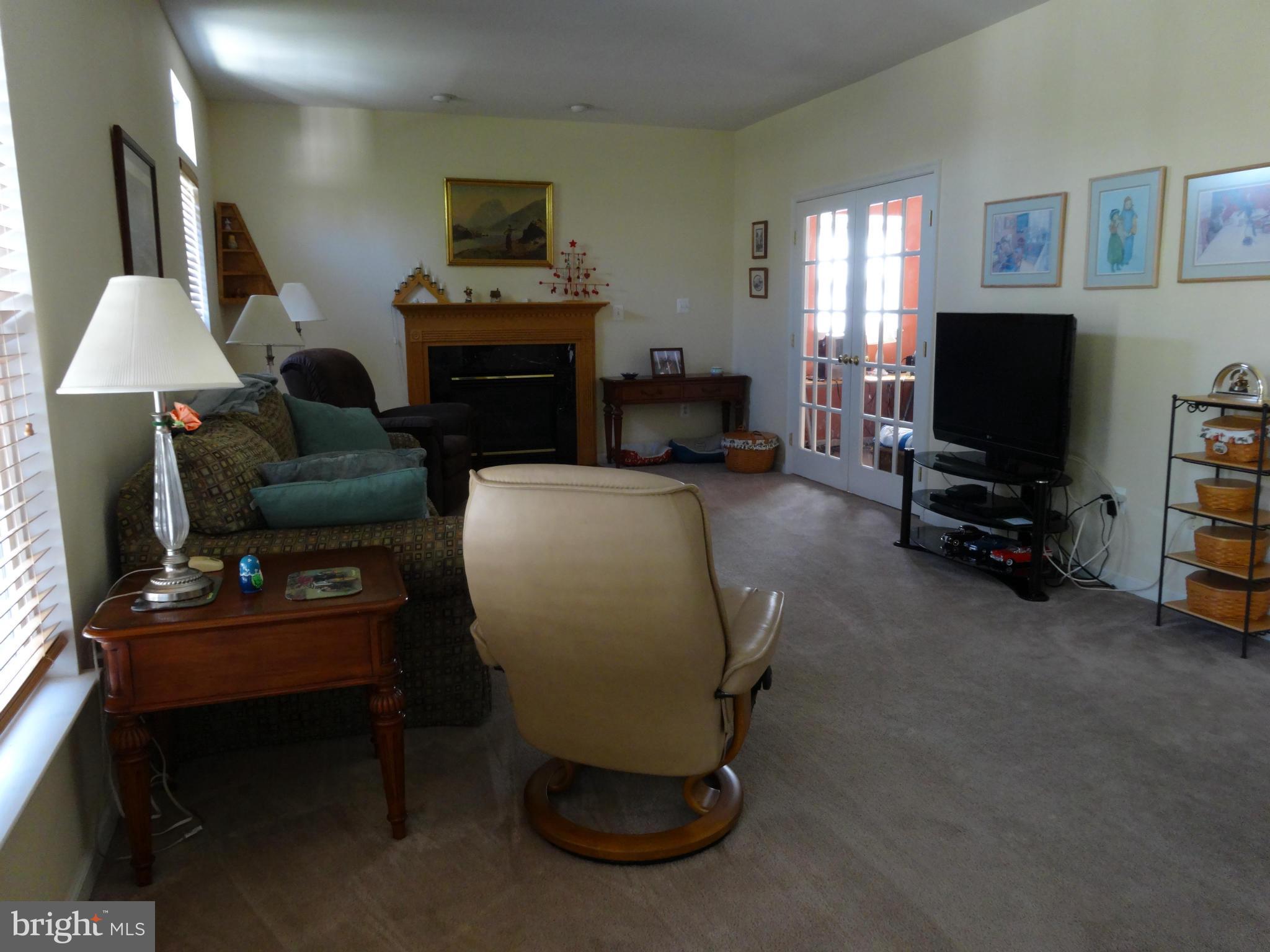 1753 Castle Rock Road Frederick, MD 21701 - Photo 13 of 30 Family Room