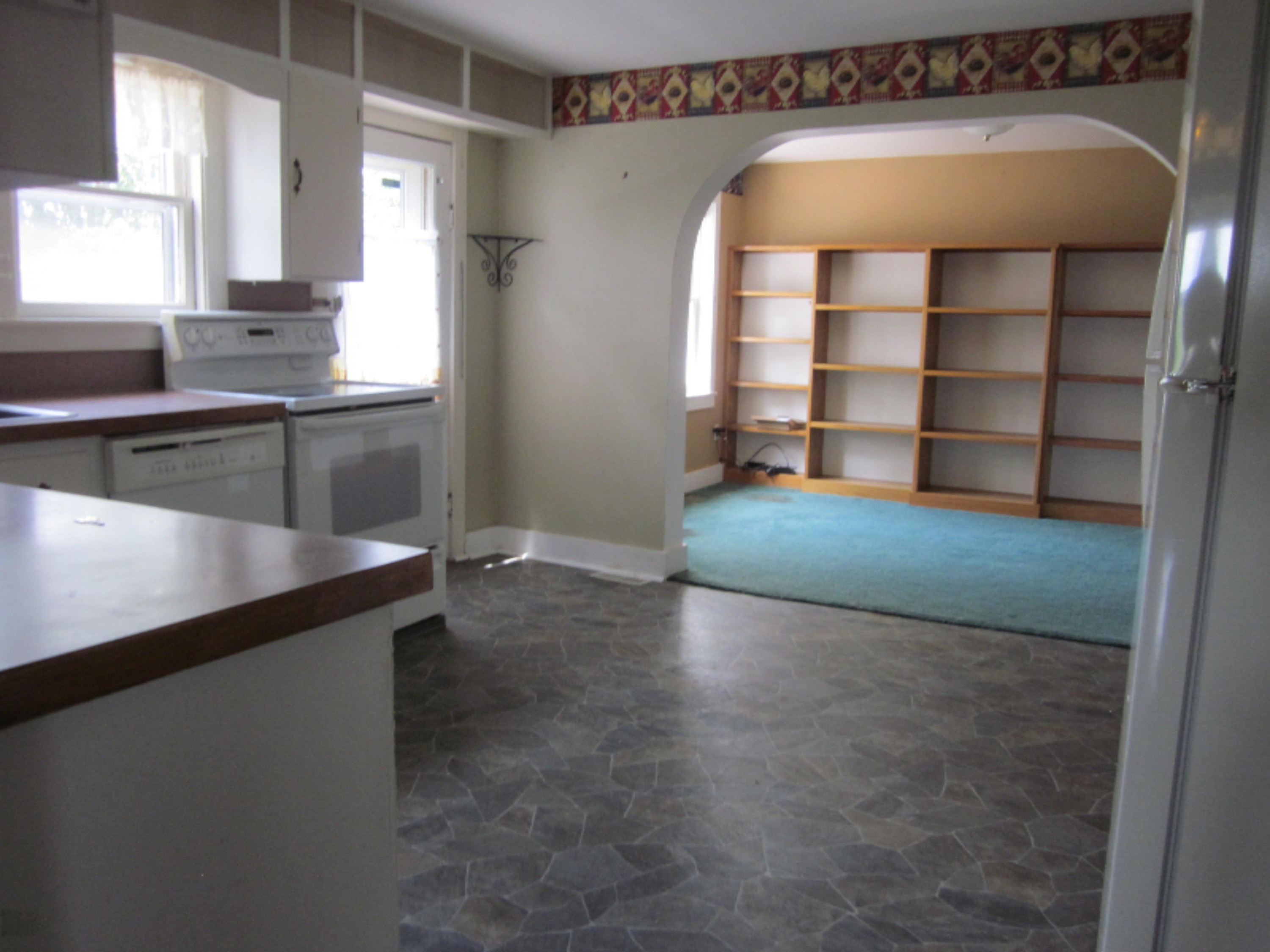 4611 East Clarksville Road Portland, MI 48875 - Photo 2 of 10 Kitchen 4