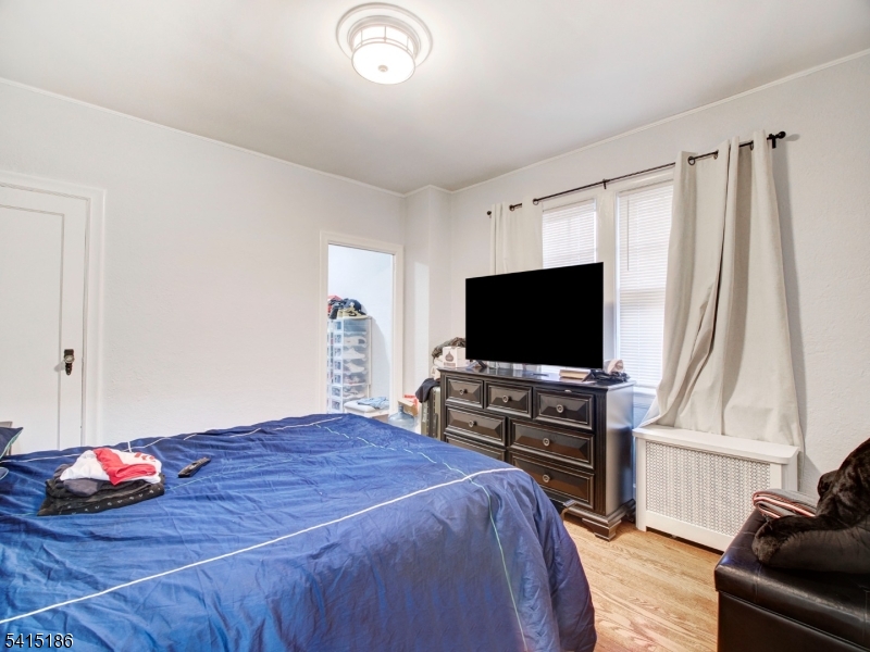 2047 Gless Avenue Union, NJ 07083 - Photo 12 of 25