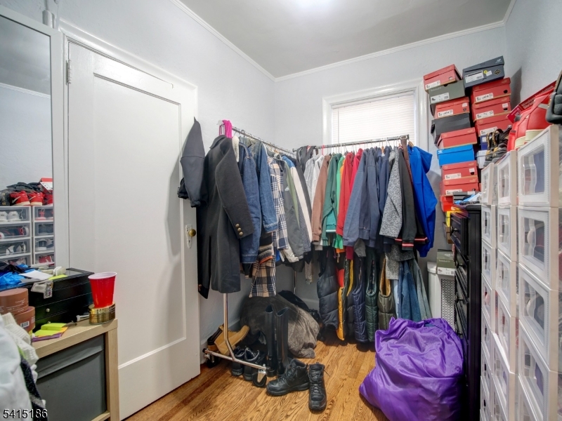 2047 Gless Avenue Union, NJ 07083 - Photo 13 of 25