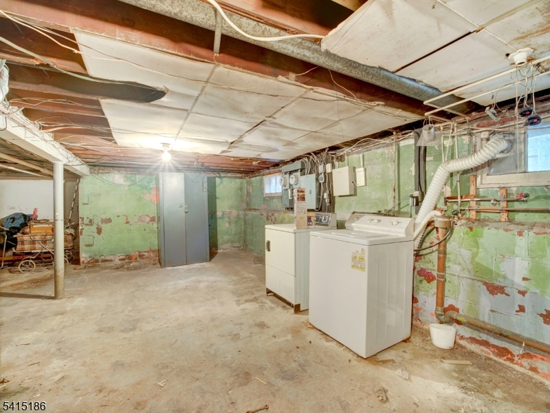2047 Gless Avenue Union, NJ 07083 - Photo 16 of 25