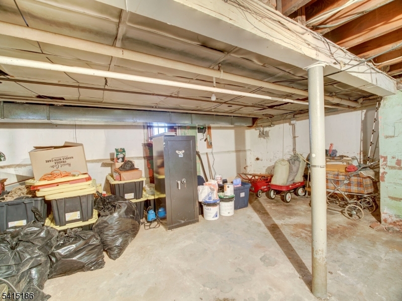 2047 Gless Avenue Union, NJ 07083 - Photo 17 of 25