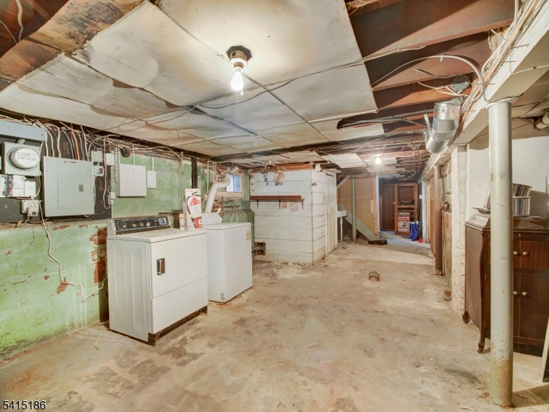 2047 Gless Avenue Union, NJ 07083 - Photo 18 of 25