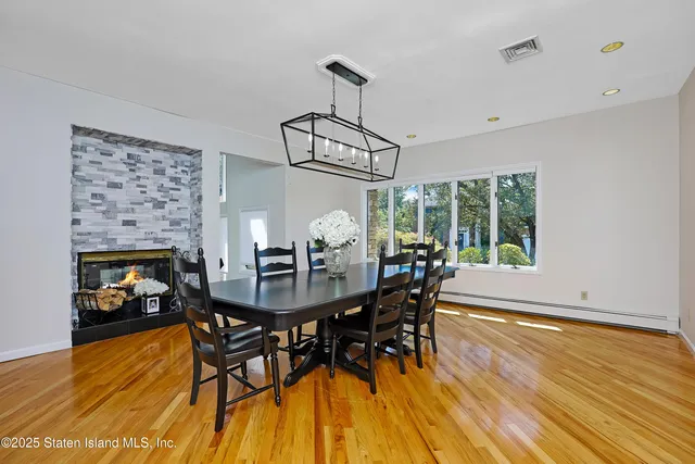 $1,999,999 | Undisclosed Address | Tottenville