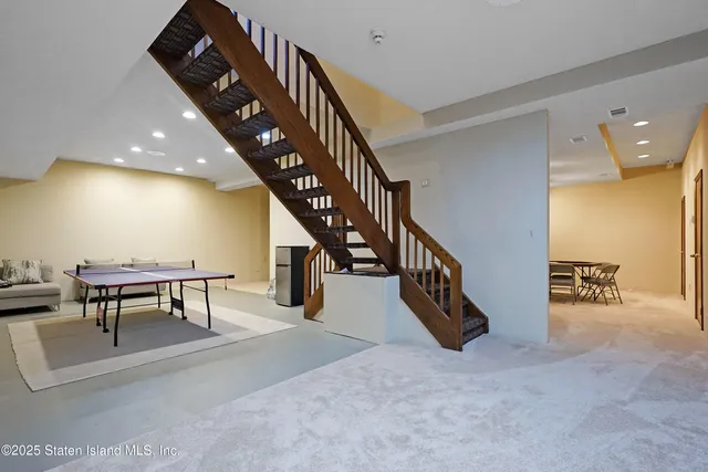 $1,999,999 | Undisclosed Address | Tottenville