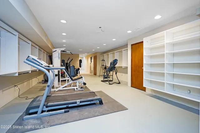 $1,999,999 | Undisclosed Address | Tottenville