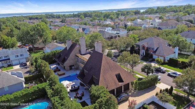 $1,999,999 | Undisclosed Address | Tottenville