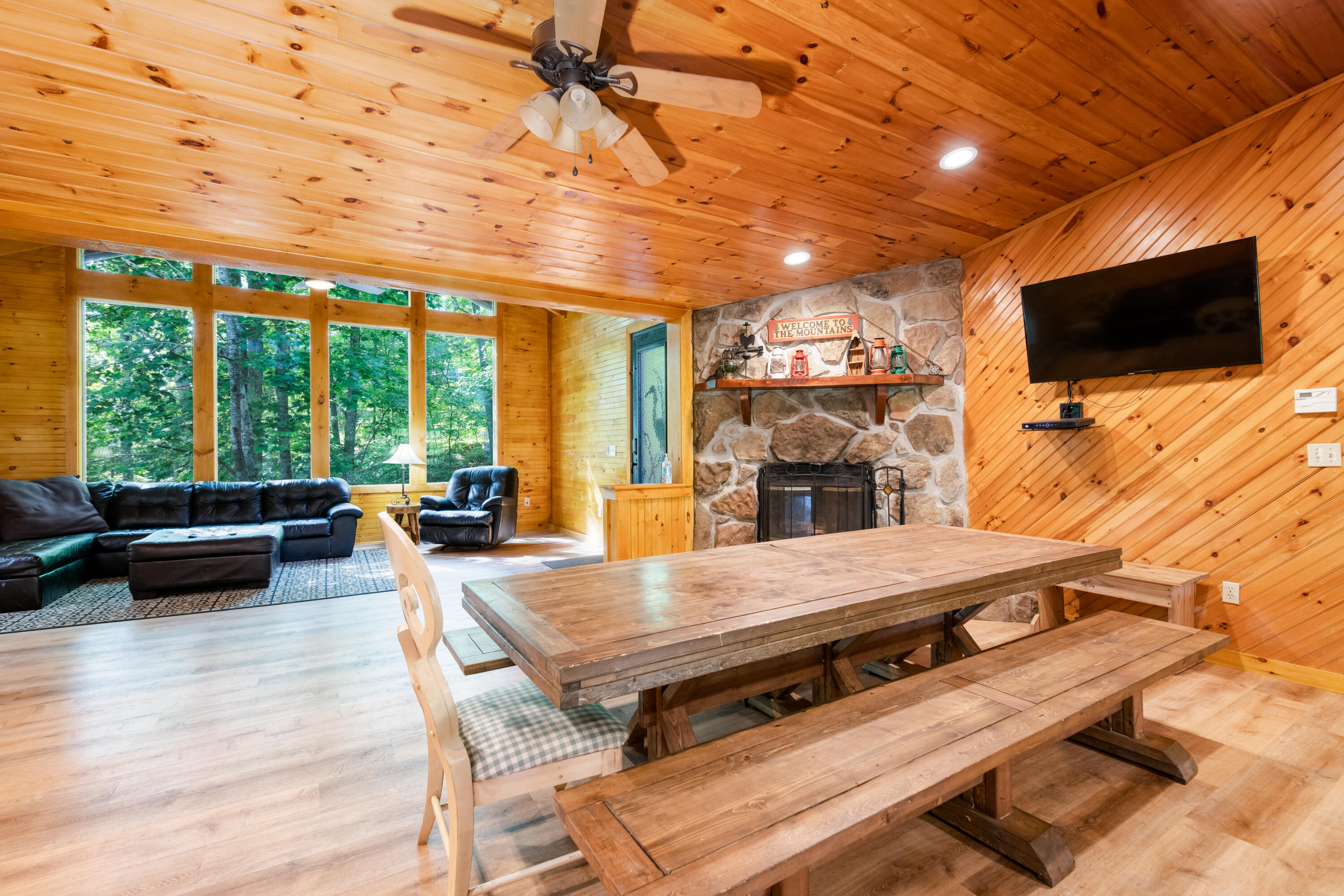 2116 Ridgecrest Loop Lane Sevierville, TN 37876 - Photo 6 of 40 _DSC7949-Edit