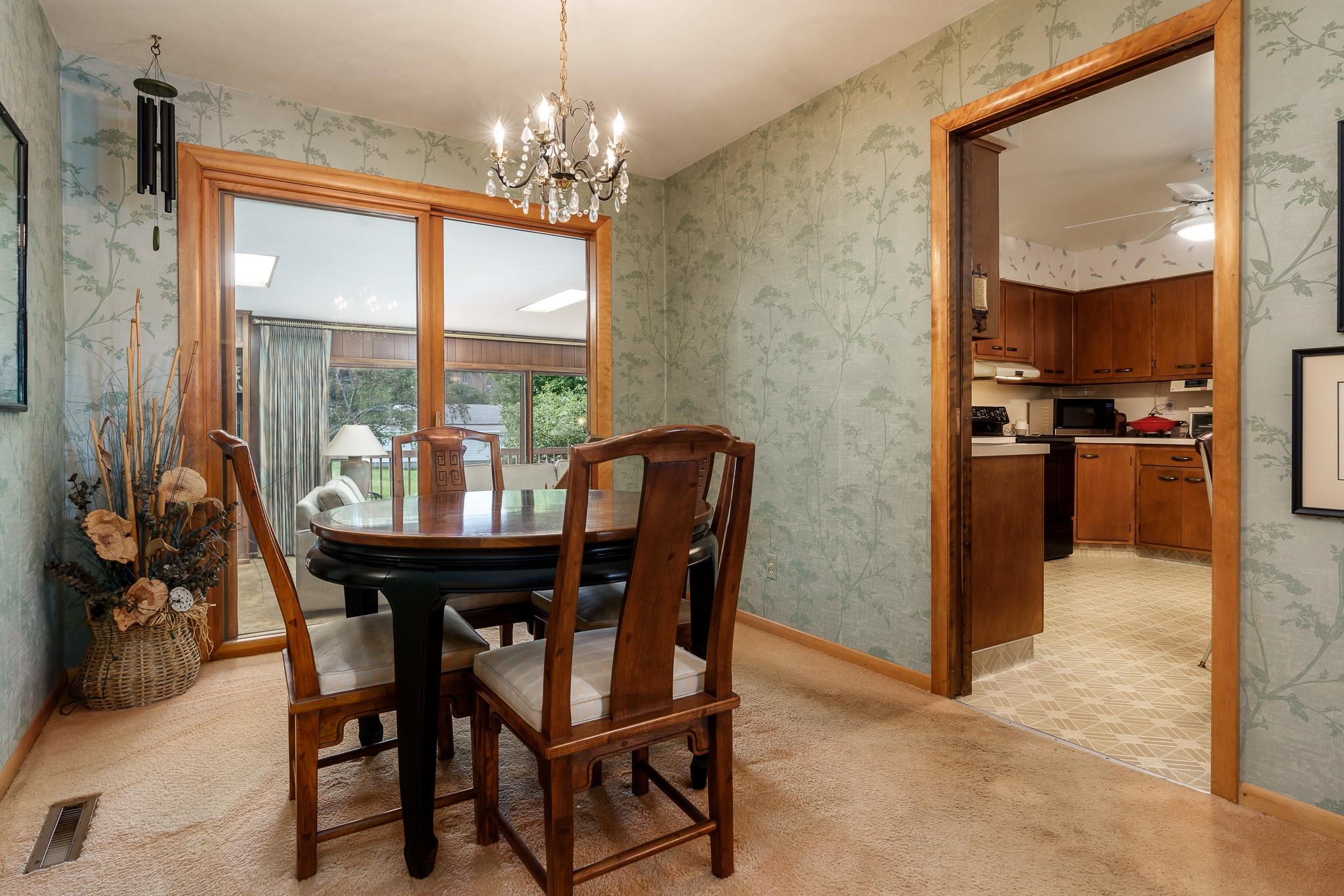 5963 Guilford Road Rockford, IL 61107 - Photo 12 of 60 Gallery Image 12