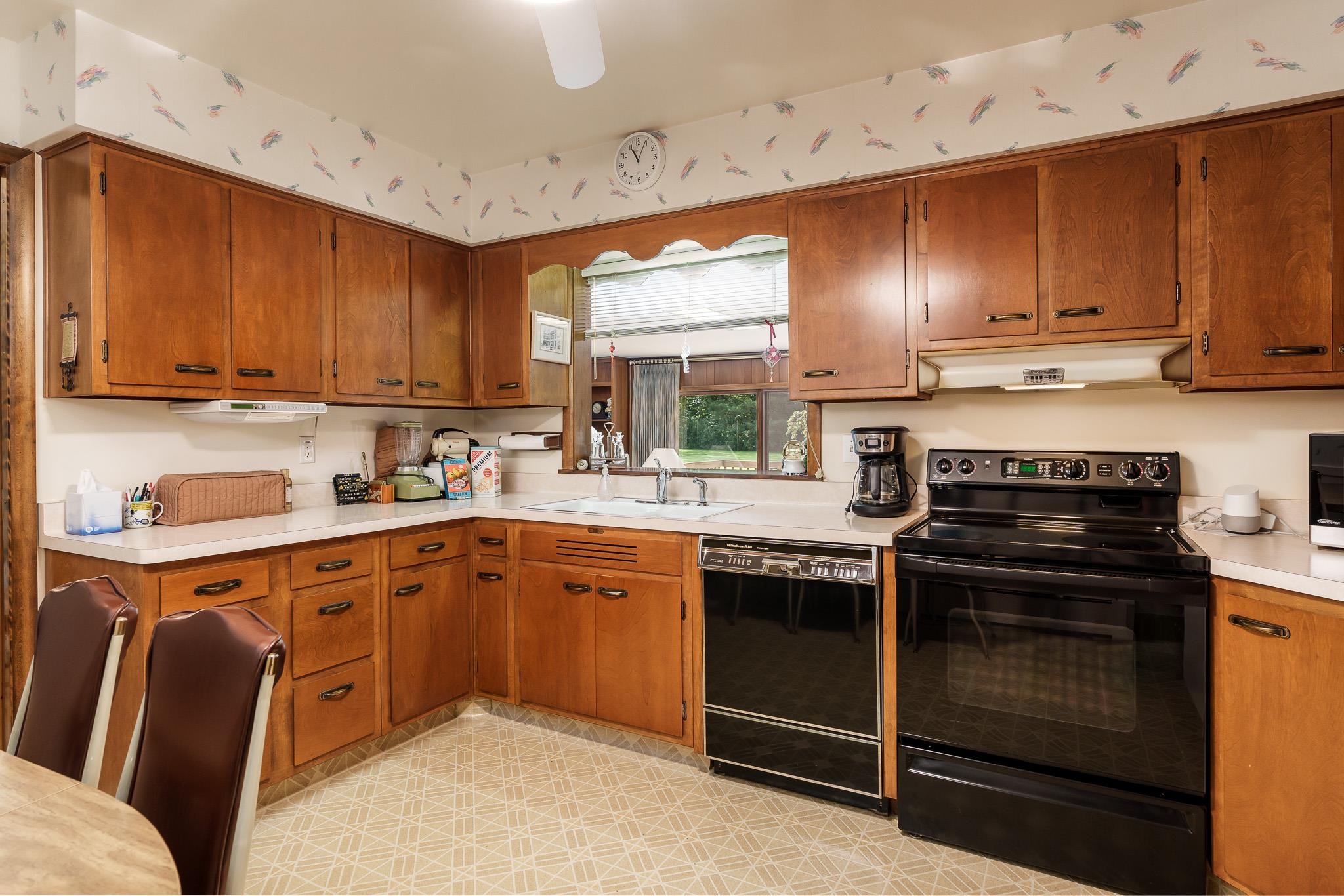 5963 Guilford Road Rockford, IL 61107 - Photo 17 of 60 Gallery Image 17