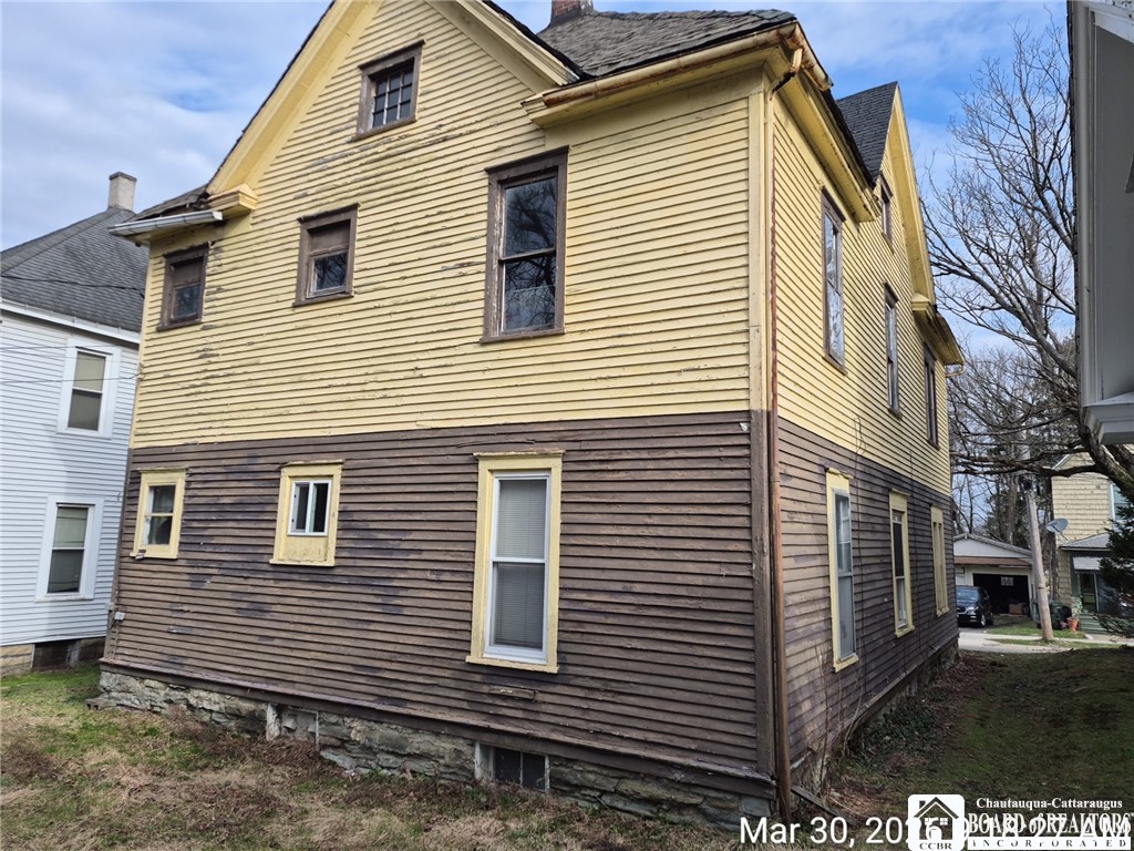 10 Terrace Place Jamestown, NY 14701 - Photo 3 of 26