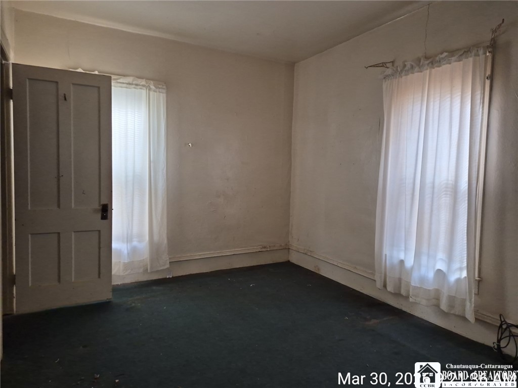 10 Terrace Place Jamestown, NY 14701 - Photo 8 of 26 First Floor Living room