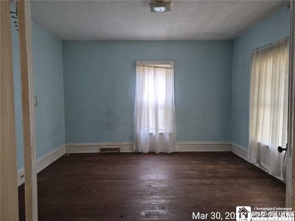 10 Terrace Place Jamestown, NY 14701 - Photo 10 of 26 Bedroom II Downstairs