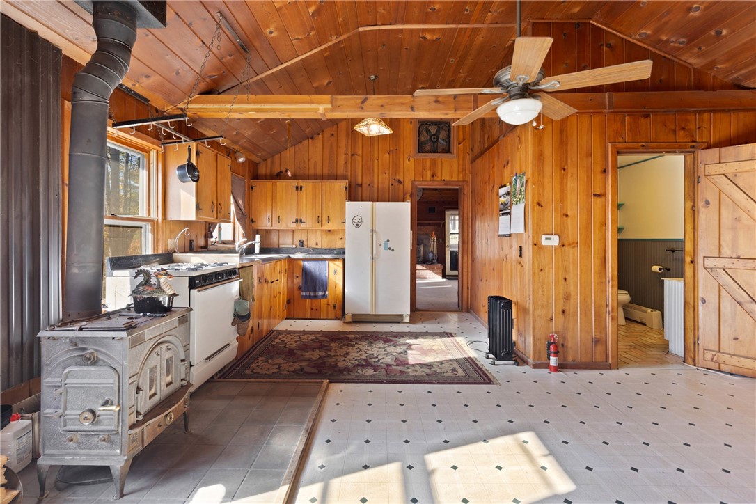 7654 West Hall Road Bristol, NY 14424 - Photo 11 of 39 KITCHEN