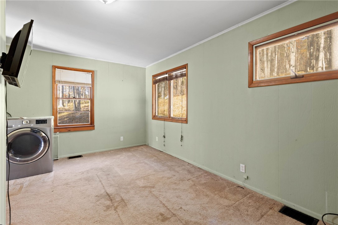 7654 West Hall Road Bristol, NY 14424 - Photo 25 of 39 2ND BEDROOM