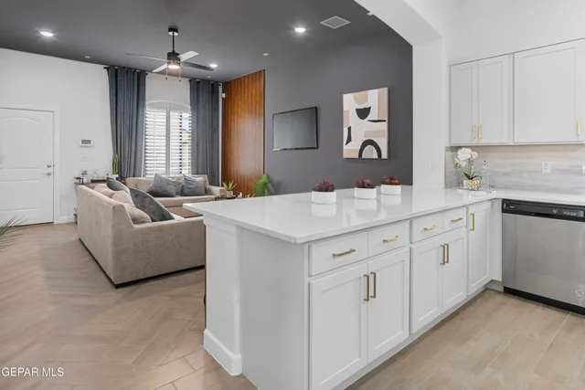 $299,750 | 13833 Paseo Bosque Avenue, El Paso, TX 79928