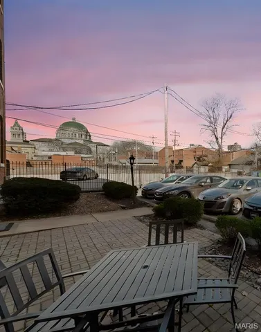 $229,000 | 4319 Lindell Boulevard, Unit A, St. Louis, MO 63108