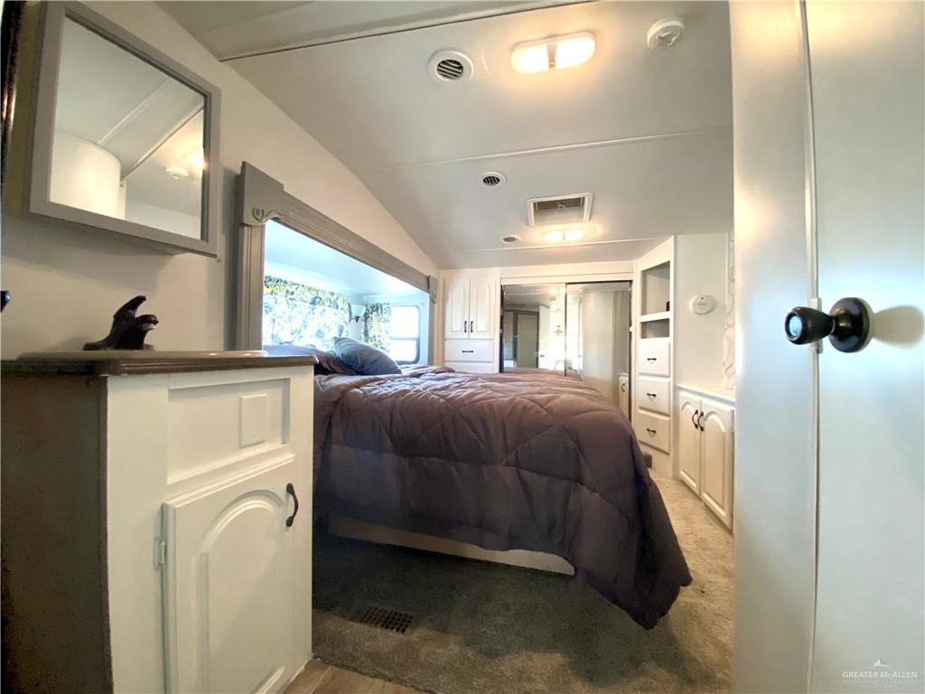 261 Ash Street Mission, TX 78572 - Photo 14 of 22