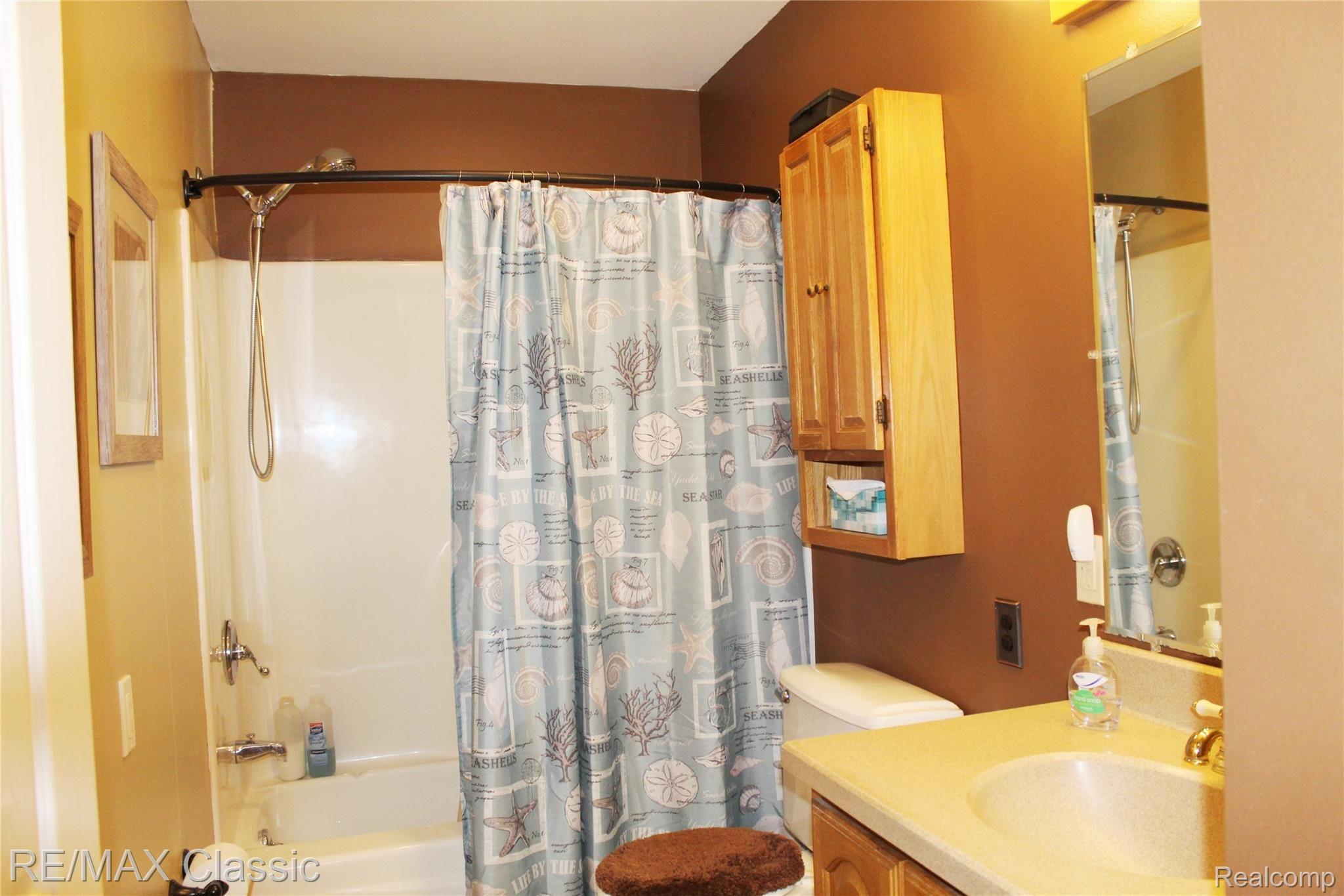 13311 Hannan Road Romulus, MI 48174 - Photo 36 of 58 IMG_1144.JPG
