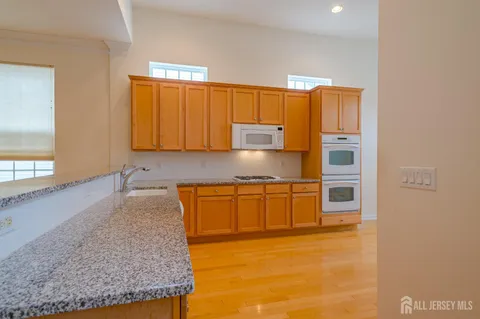 $649,900 | 37 Andover Drive, Kendall Park, NJ 08824