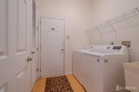 $649,900 | 37 Andover Drive, Kendall Park, NJ 08824