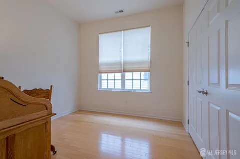 $649,900 | 37 Andover Drive, Kendall Park, NJ 08824