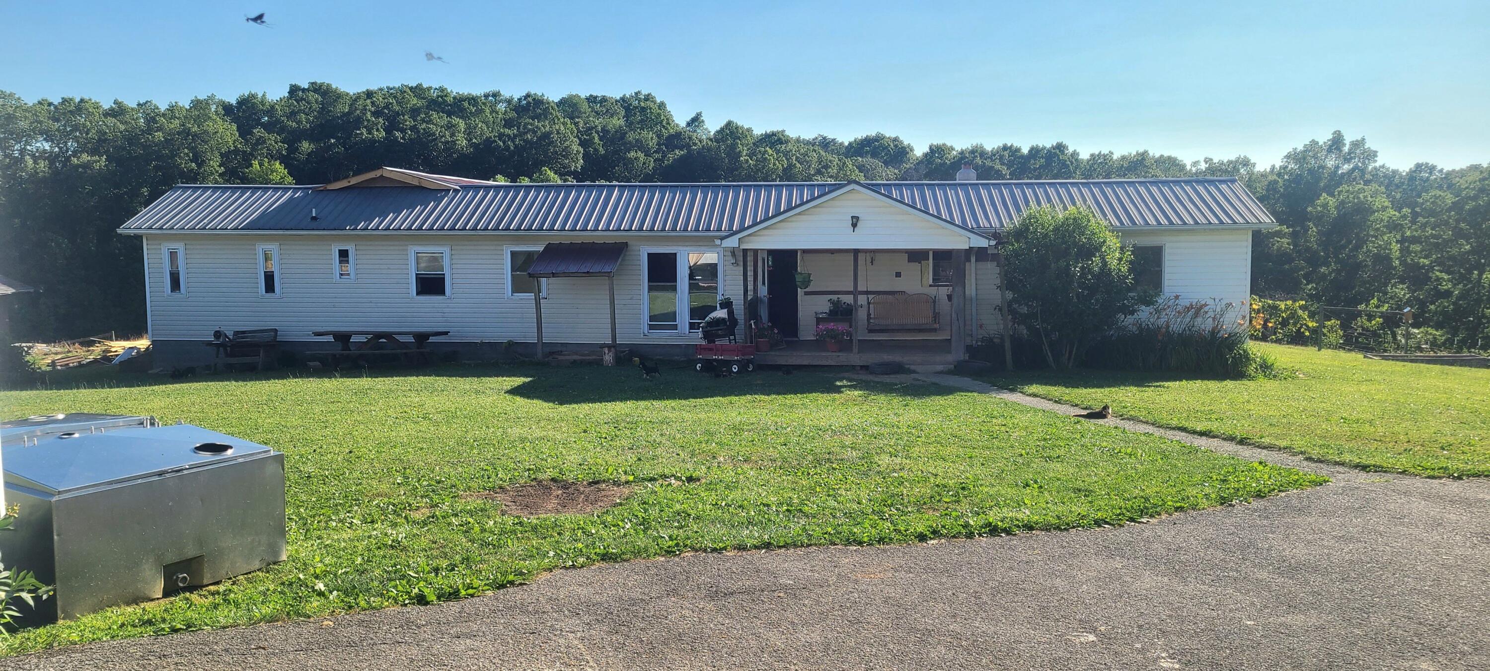 883 Sugar Run Road Ballard, WV 24918 - Photo 15 of 86 Gallery Image 15