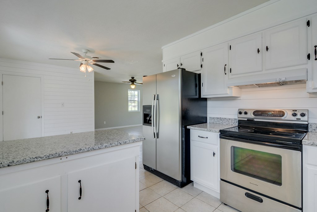 4195 Kevin Road Hephzibah, GA 30815 - Photo 14 of 26 Gallery Image 14