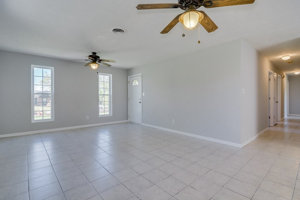 4195 Kevin Road Hephzibah, GA 30815 - Photo 6 of 26 Gallery Image 6
