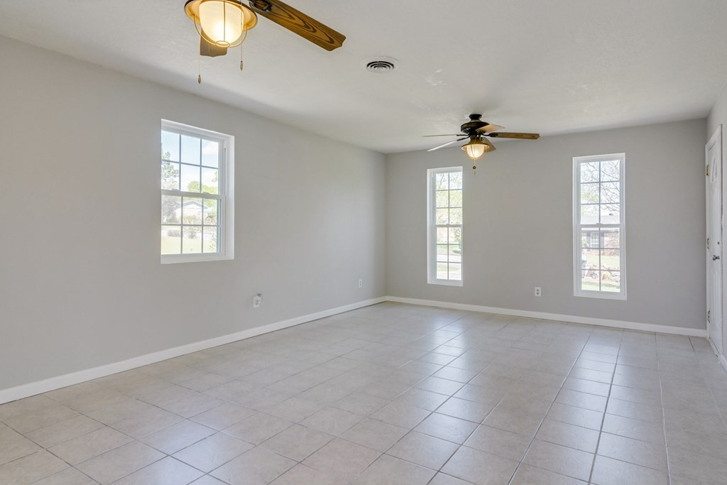 4195 Kevin Road Hephzibah, GA 30815 - Photo 7 of 26 Gallery Image 7