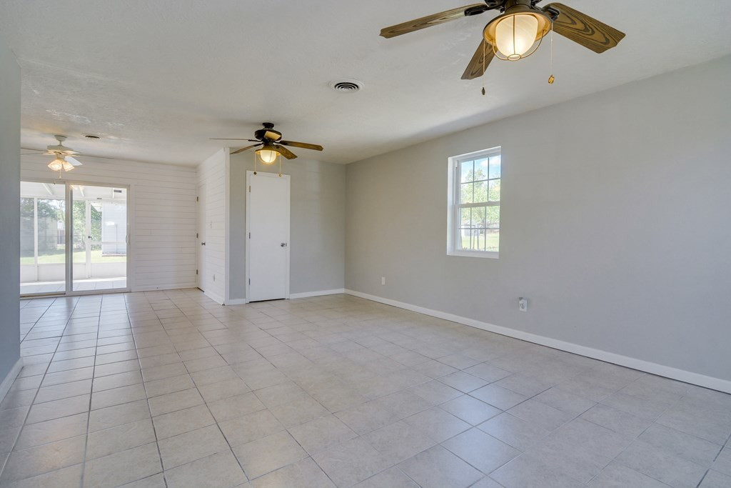 4195 Kevin Road Hephzibah, GA 30815 - Photo 8 of 26 Gallery Image 8